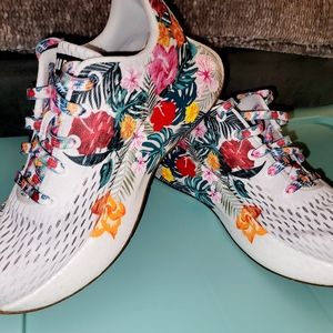 NOBULL W SZ 10 M SZ 8.5 LIMITED EDITION FLORAL TRAINER PLUS ~ LIKE NEW!